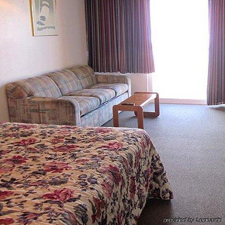 Cozy Cove Beachfront Resort Inn Лінкольн-Сіті Номер фото